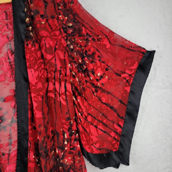 Simply Silk Cardigan Kimono 3/4 Sleeve Crop Open Front Red Black Floral Art - Picture 2 of 10